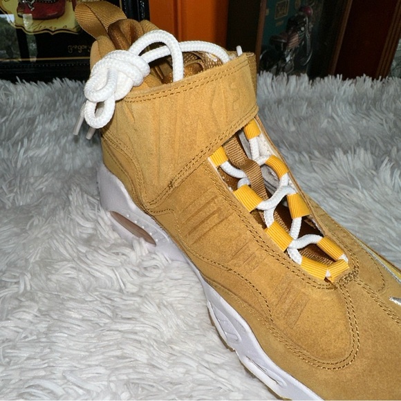 - Nike Air Griffey Max I Mid Wheat New without Box - Picture 2 of 12